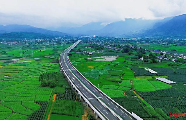 峨汉高速公路峨眉至峨边段将于7月1日零时通车试运行