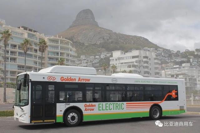 南非西开普省首府开普敦市正式投入运营比亚迪纯电动大巴